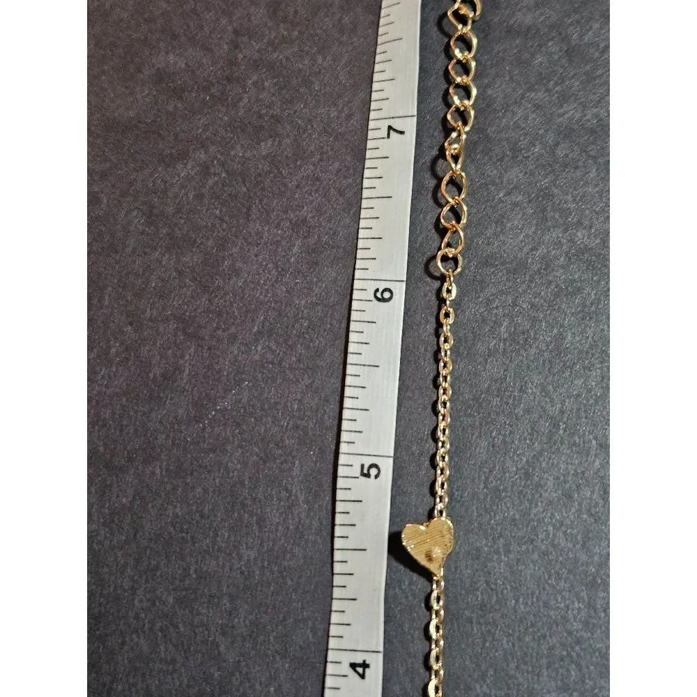 Gold tone heart bracelet 6-8